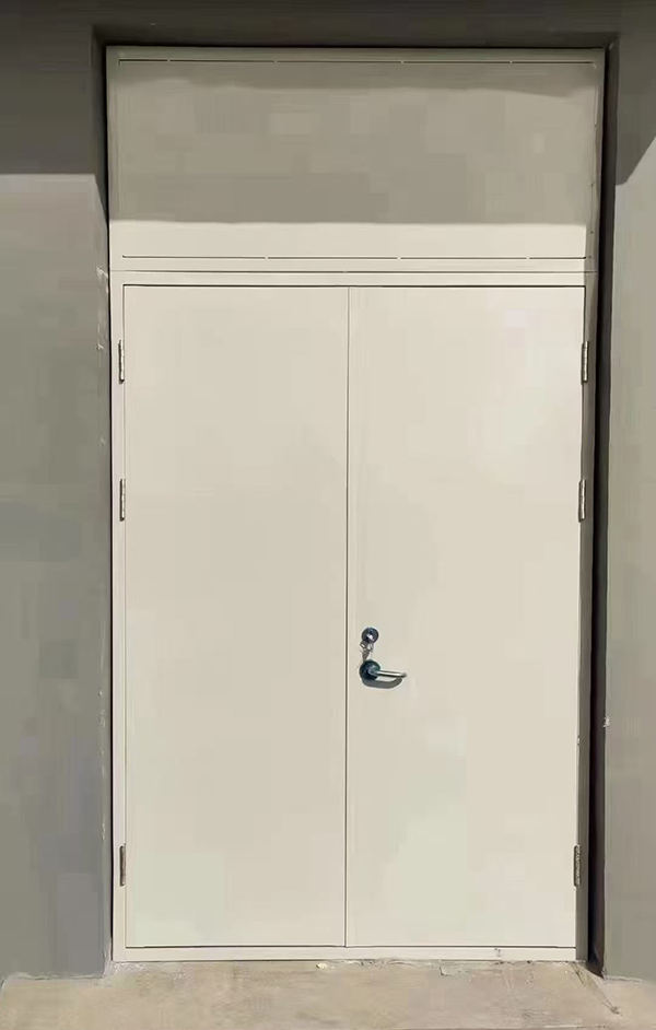 展览馆项目完成大跨度防火门安装 展览馆项目完成大跨度防火门安装